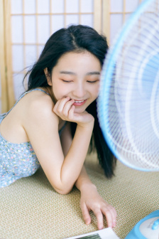 不戴套的瑜伽教练在线观看